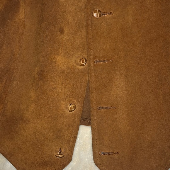 Vest - Picture 4 of 4